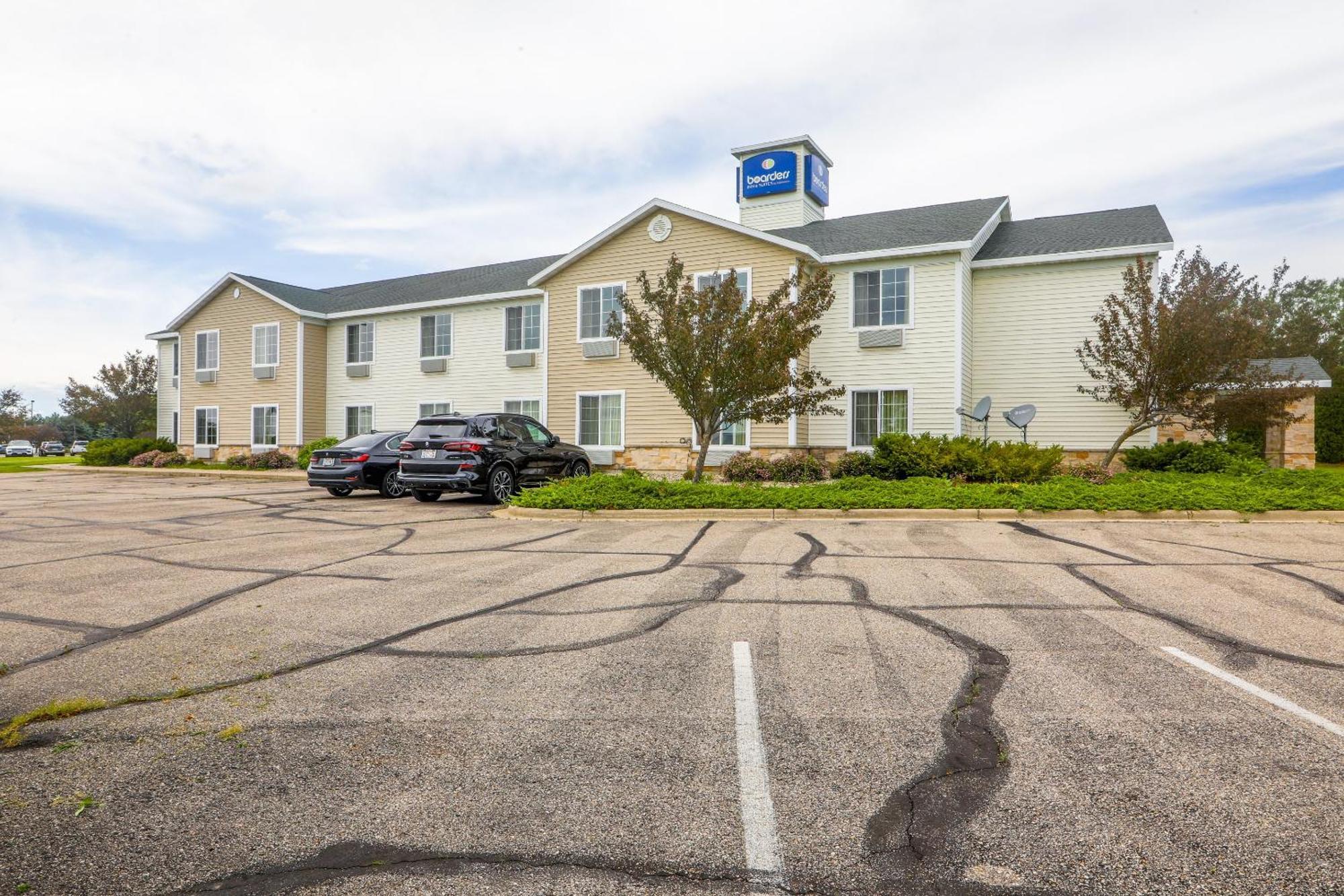 & By Oyo Inn Evansville