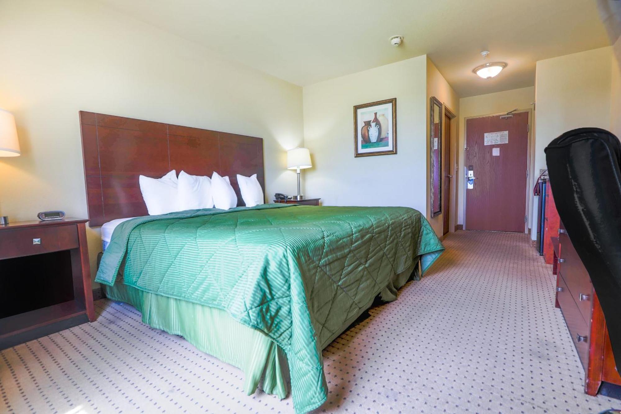 & By Oyo Inn